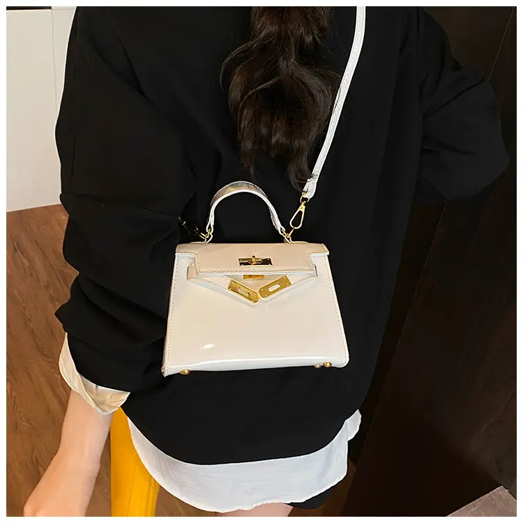 Women's Cream Leather Handbag Set with Lock Buckle 2026 — feature 28