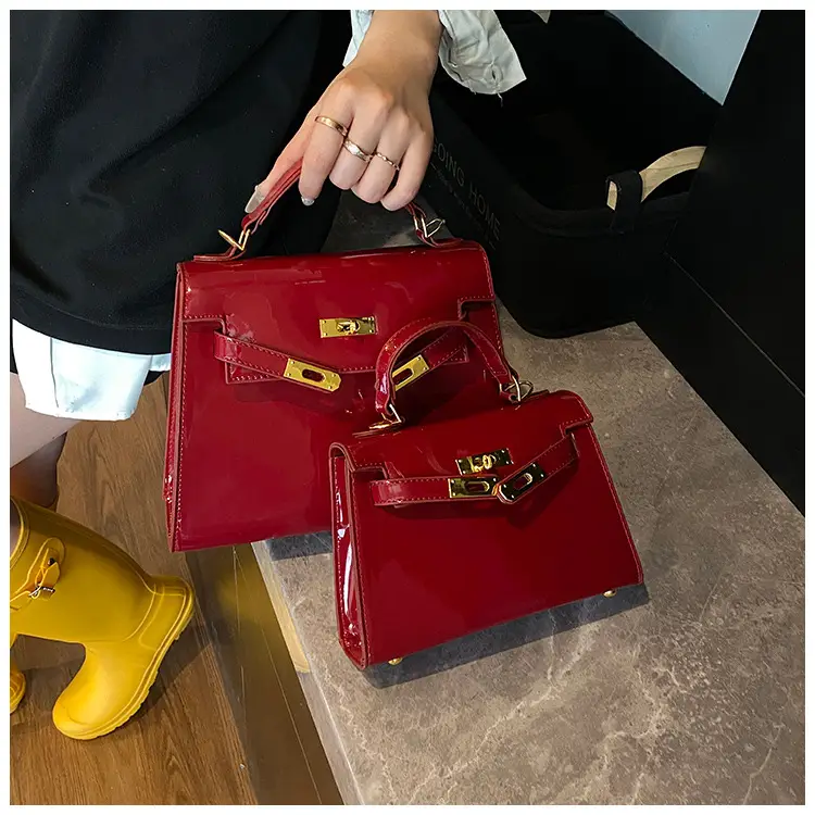 Women's Cream Leather Handbag Set with Lock Buckle 2026 — feature 29
