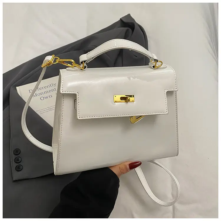 Women's Cream Leather Handbag Set with Lock Buckle 2026 - Image 3
