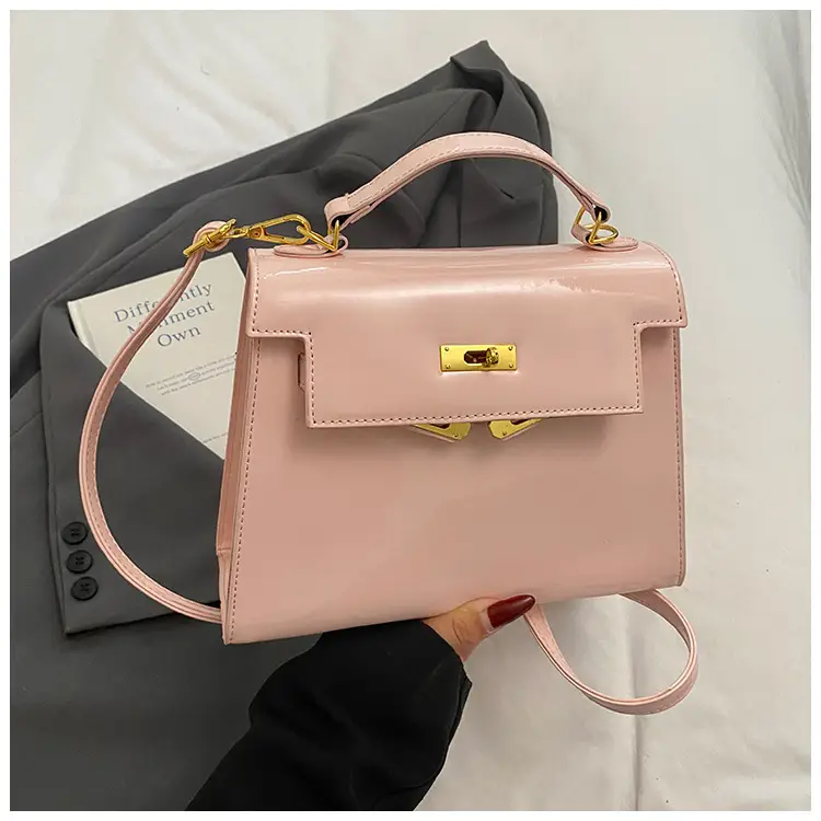 Women's Cream Leather Handbag Set with Lock Buckle 2026 - Image 6