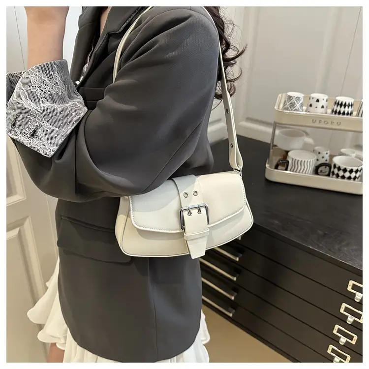 Pink Leather Crossbody Bag for Women 2025 — feature 15