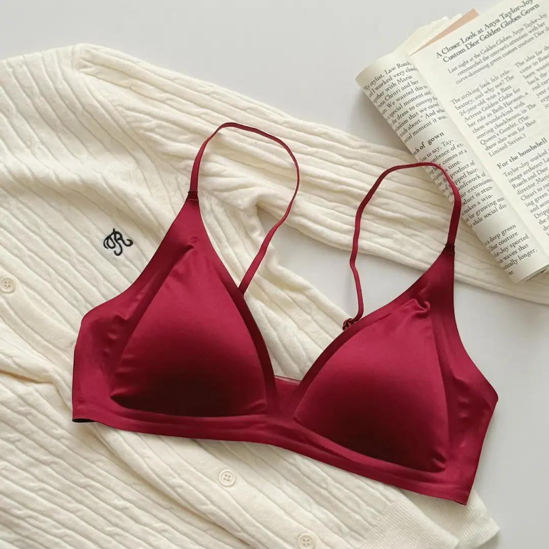 Original French Style Gloss Satin Traceless Small Chest Underwear Women's Deep V-neck Thin Shoulder Strap Thin Non-rimmed Bra for Summer