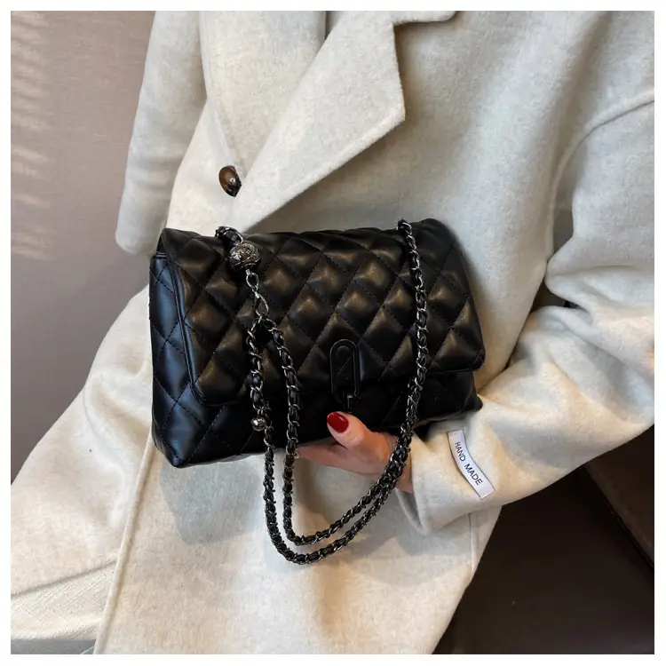 Yo Zi Rhombic Chain Shoulder Bag Brown Women's Autumn Winter 2025 — feature 16