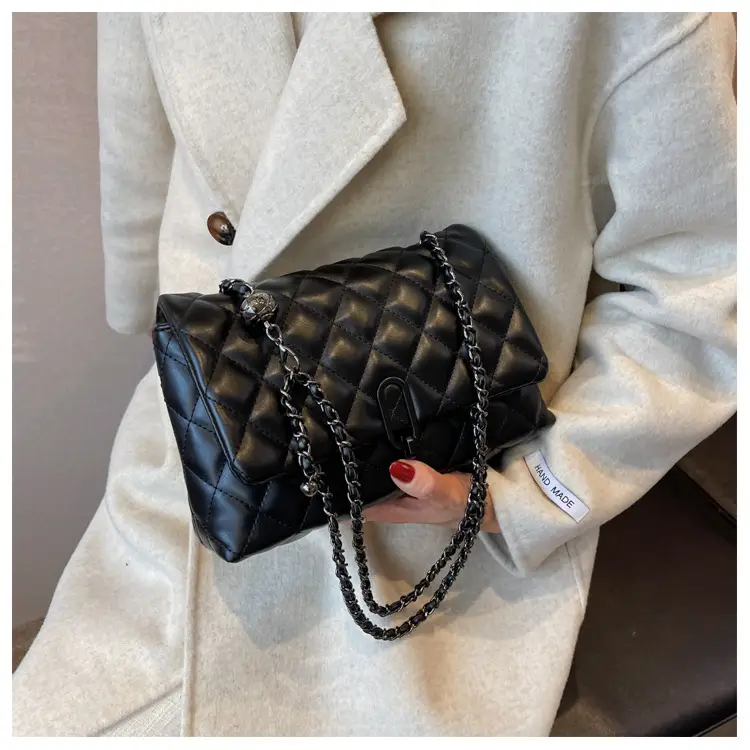 Yo Zi Rhombic Chain Shoulder Bag Brown Women's Autumn Winter 2025 — feature 17