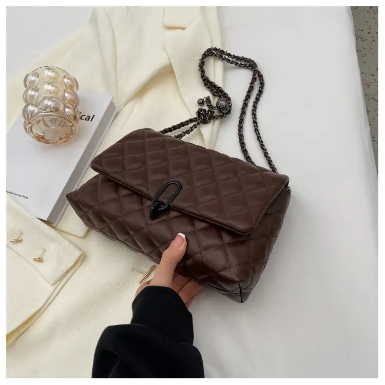 Yo Zi Rhombic Chain Shoulder Bag Brown Women's Autumn Winter 2025 — feature 27