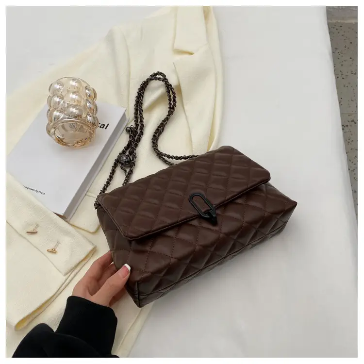 Yo Zi Rhombic Chain Shoulder Bag Brown Women's Autumn Winter 2025 — feature 28