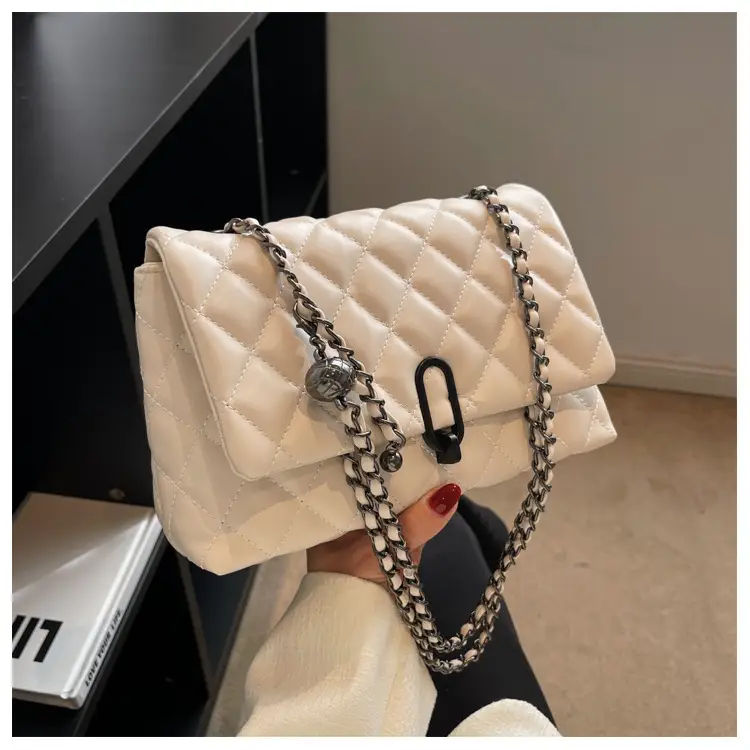 Yo Zi Rhombic Chain Shoulder Bag Brown Women's Autumn Winter 2025 — feature 41