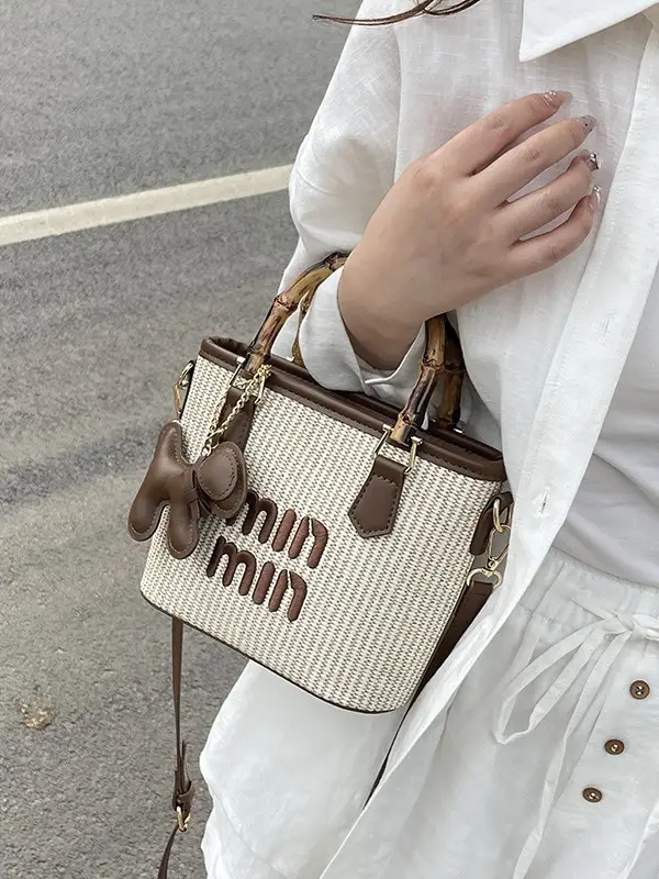Women's Color-Blocking Straw Bamboo Basket Bag - Image 4