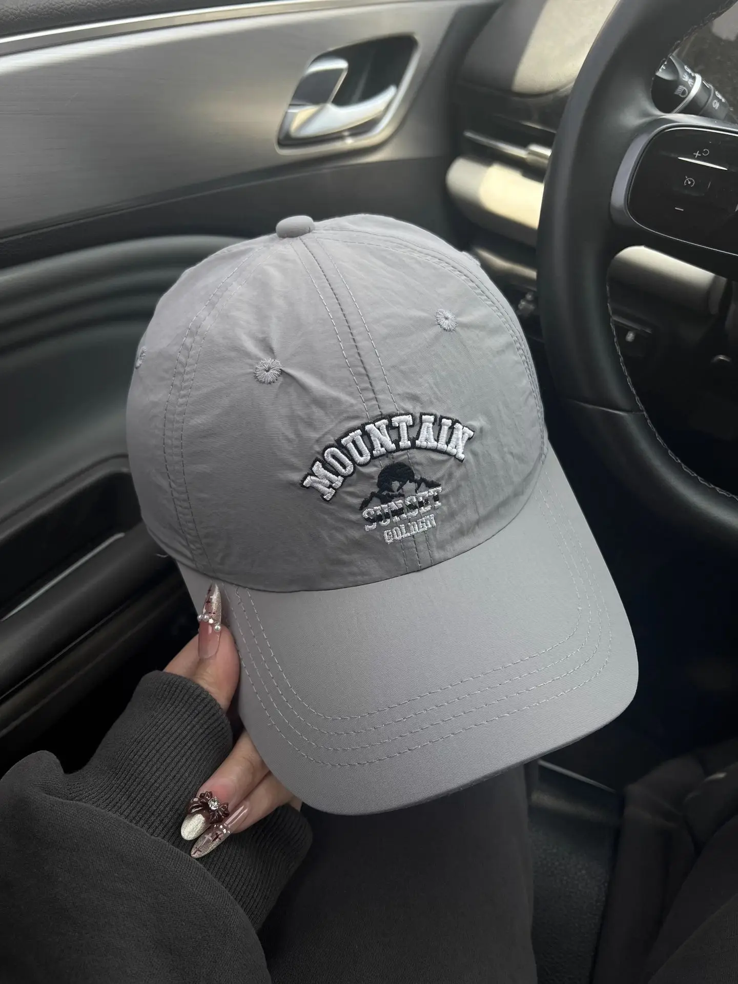 Men Duckbill Cap with Letter Embroidery, Breathable, Large Head - Image 5