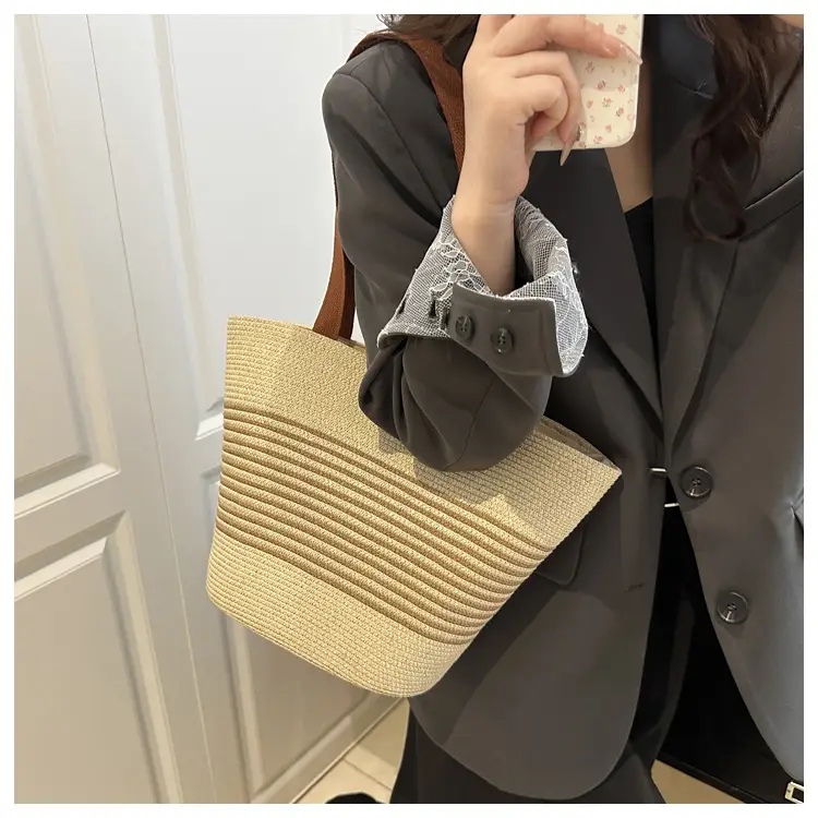 Striped Straw Bag 2025 Summer Large Capacity Pastoral Casual — feature 11