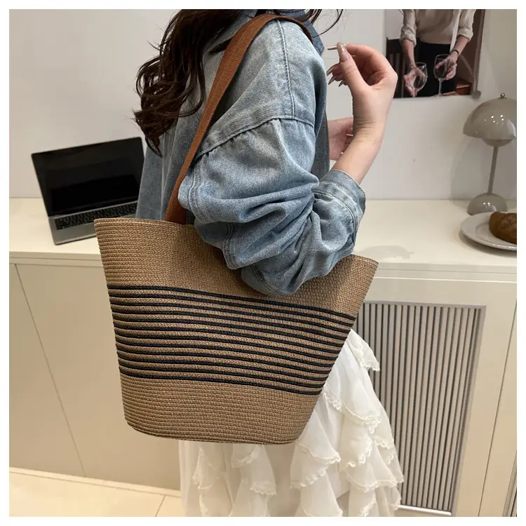 Striped Straw Bag 2025 Summer Large Capacity Pastoral Casual — feature 16