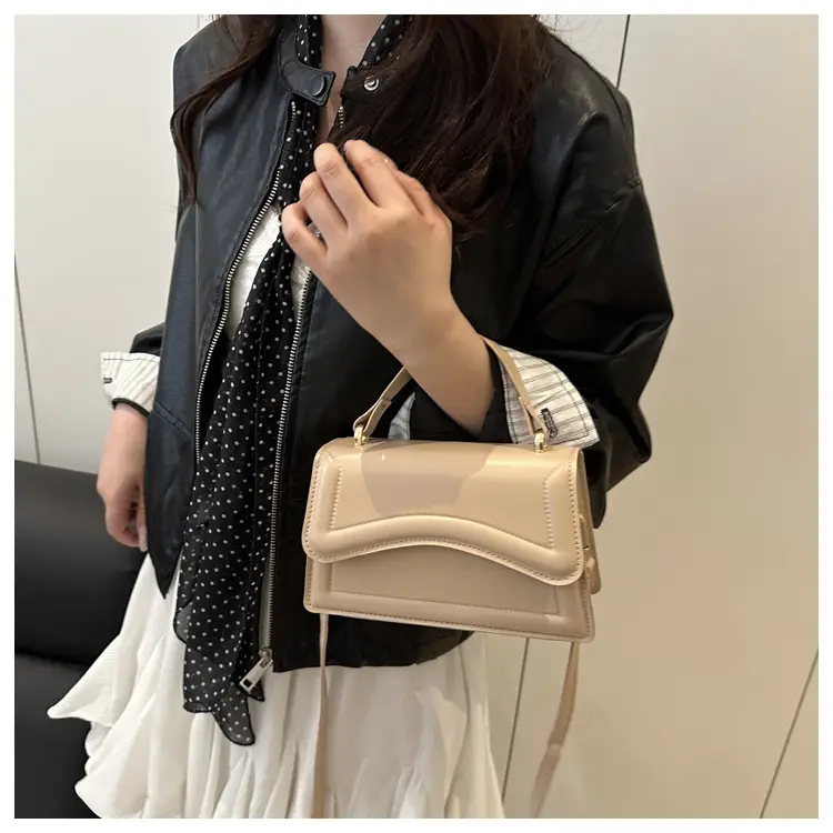 Black Square Shoulder Crossbody Bag for Women 2025 — feature 22