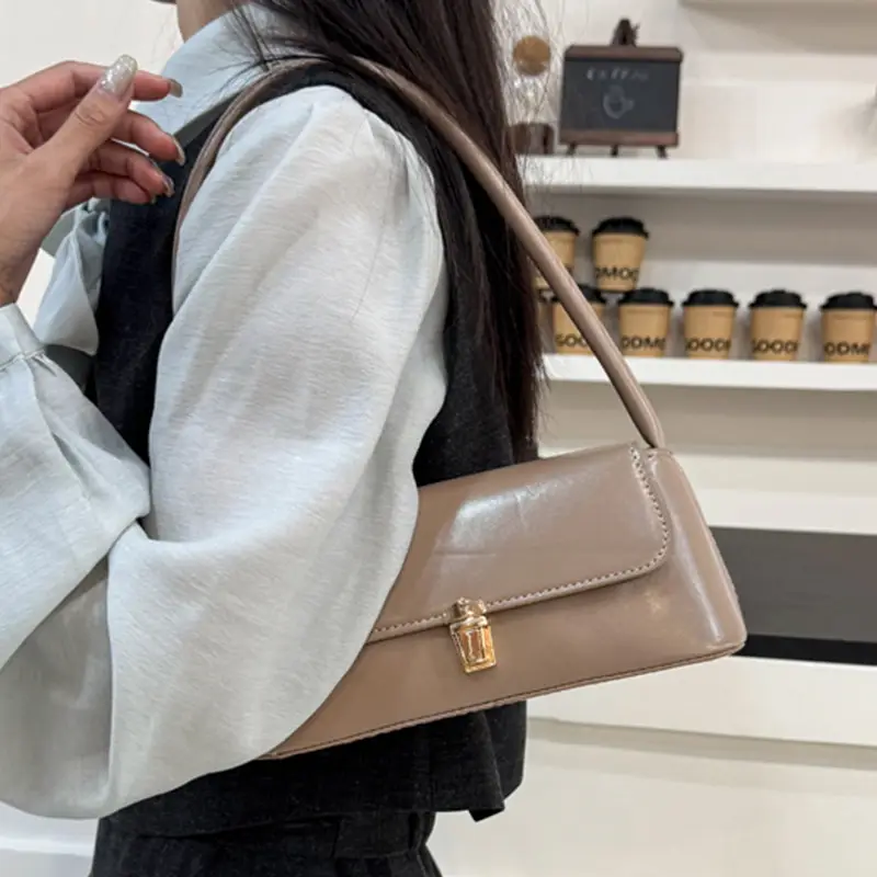 Vintage Red Shoulder Bag for Women Wedding Luggage - Image 5