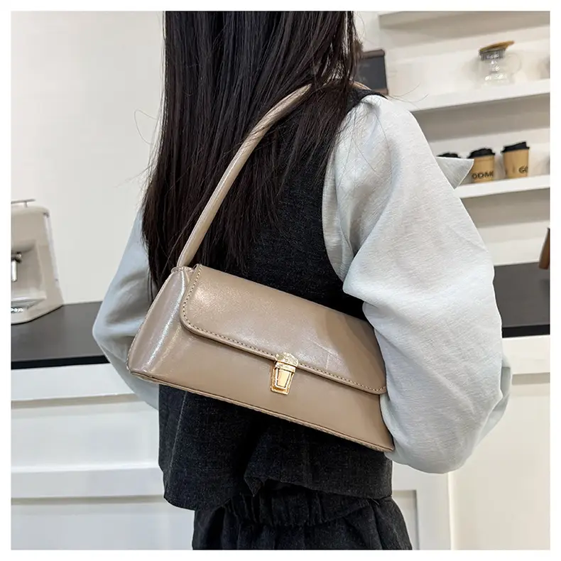 Vintage Red Shoulder Bag for Women Wedding Luggage — feature 24