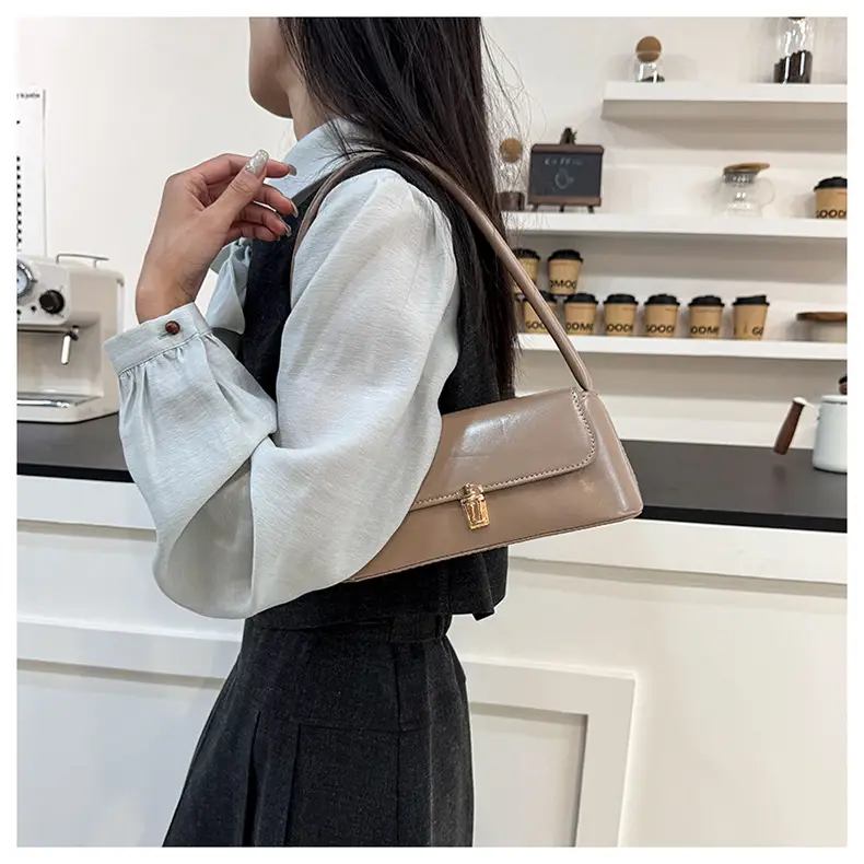Vintage Red Shoulder Bag for Women Wedding Luggage — feature 25