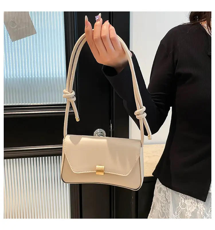 Red Leather Crossbody Bag for Women 2025 — feature 14