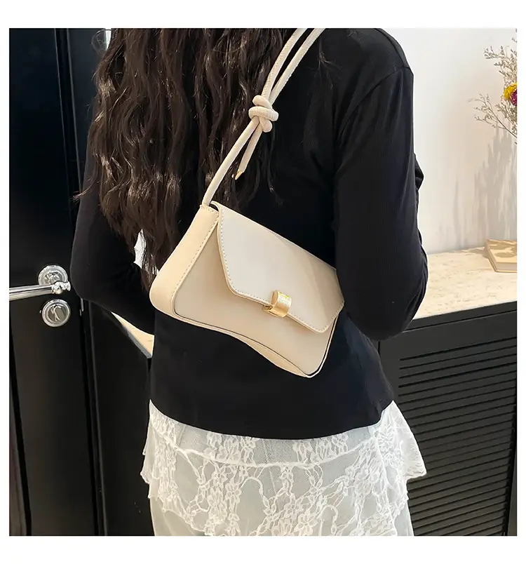 Red Leather Crossbody Bag for Women 2025 — feature 15
