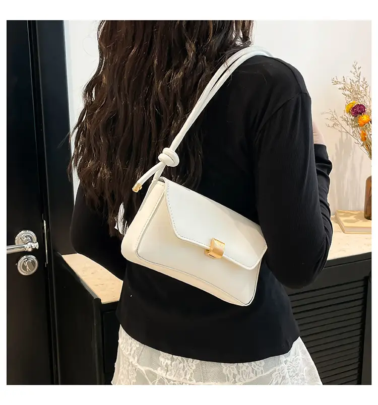 Red Leather Crossbody Bag for Women 2025 — feature 19