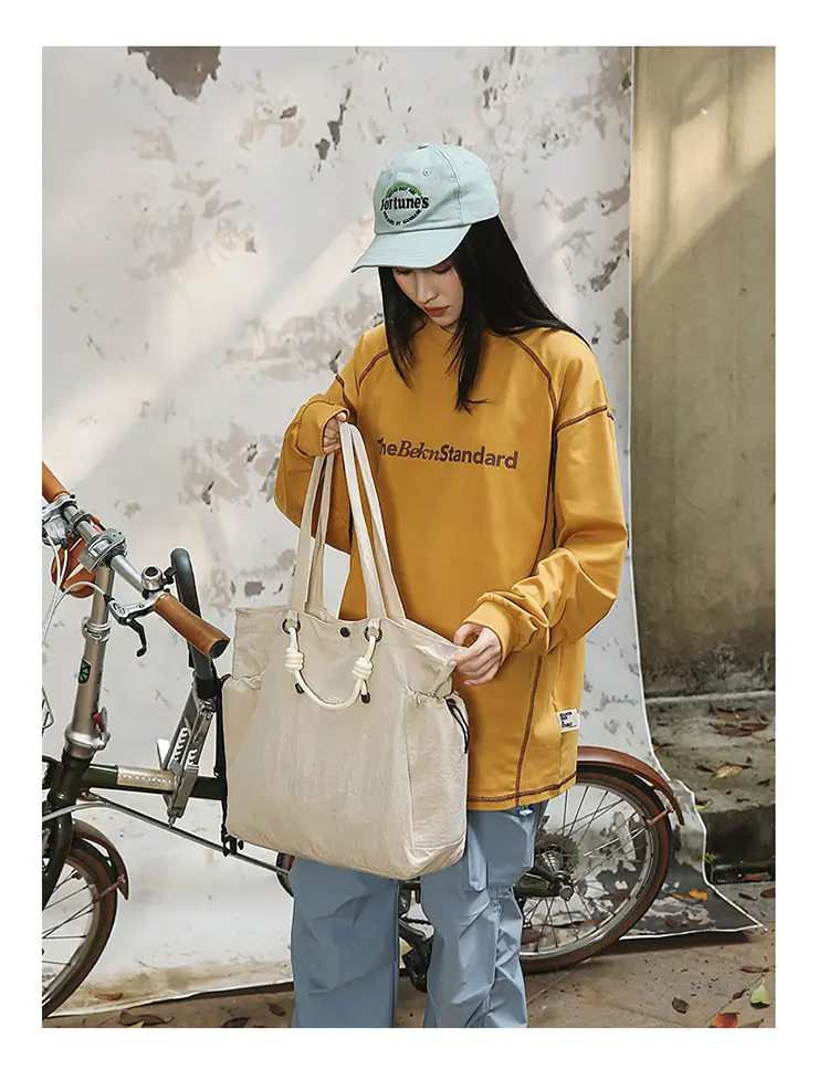 Women's Lightweight Nylon Tote Bag Large Capacity Beige — feature 9