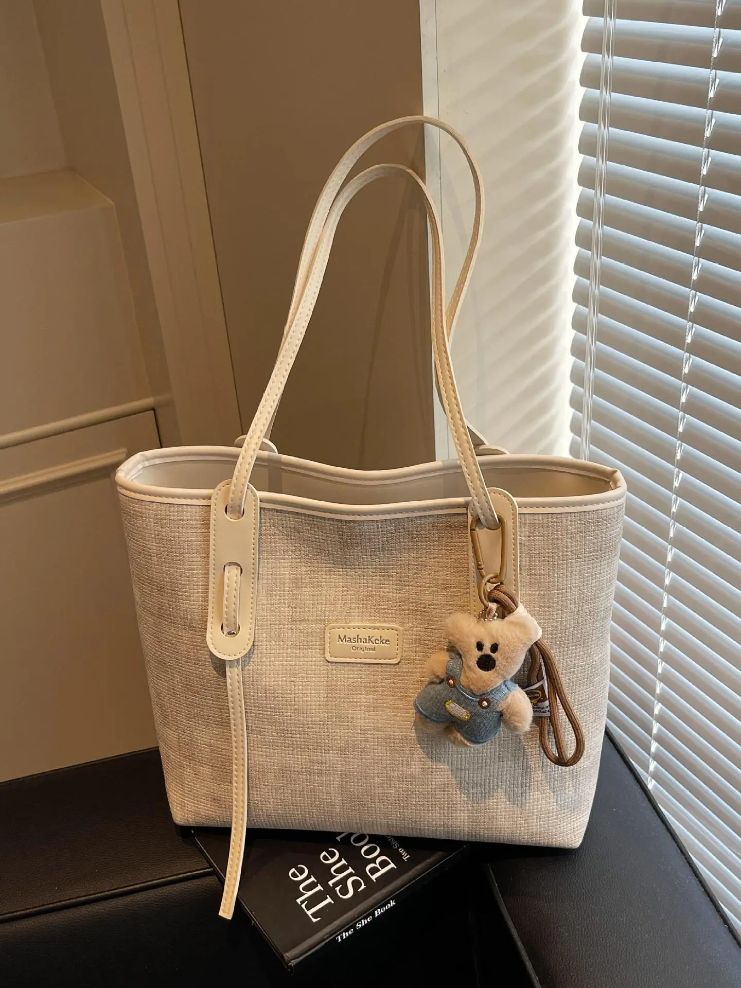 Retro Black Shoulder Bag for Women Large Capacity 2025 - Image 8