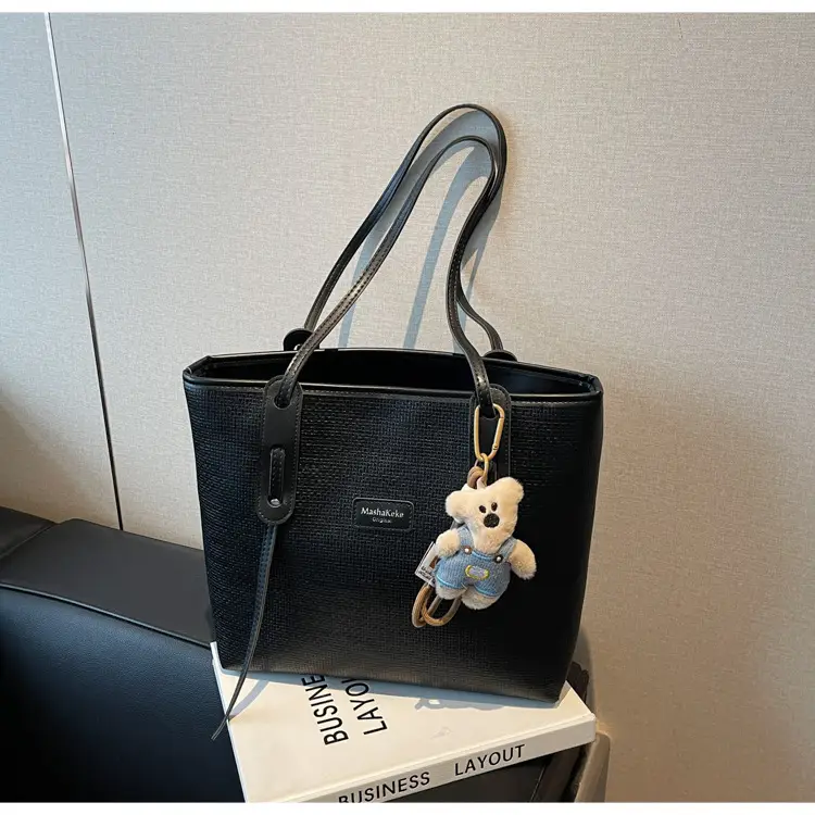Retro Black Shoulder Bag for Women Large Capacity 2025 — feature 20