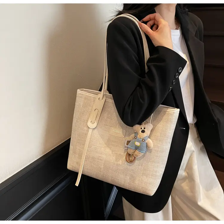 Retro Black Shoulder Bag for Women Large Capacity 2025 — feature 25