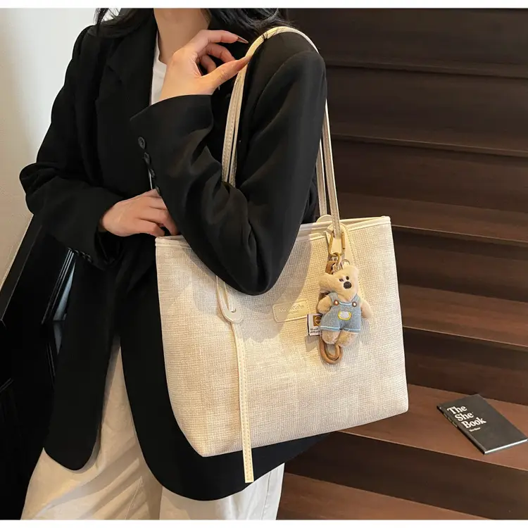 Retro Black Shoulder Bag for Women Large Capacity 2025 — feature 26