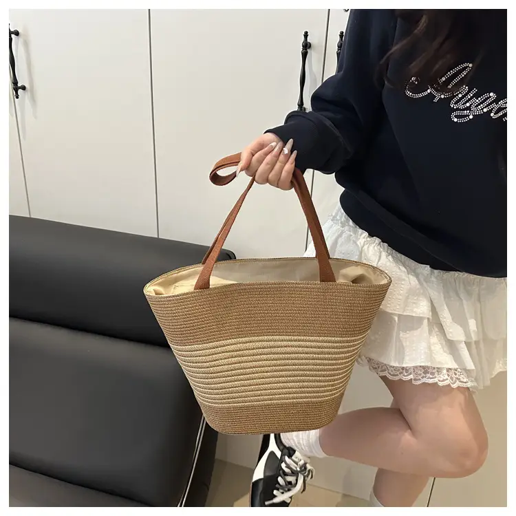 Striped Straw Bag Large Capacity Casual Beach Shoulder Bag — feature 14