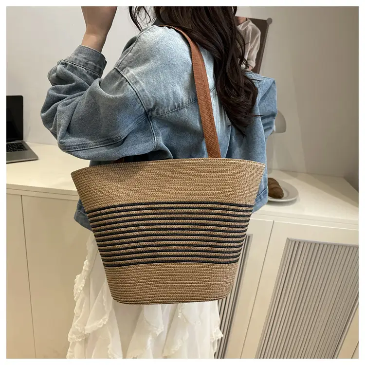 Striped Straw Bag Large Capacity Casual Beach Shoulder Bag — feature 22
