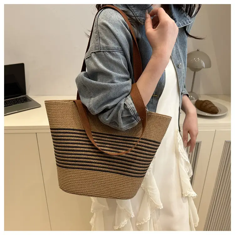 Striped Straw Bag Large Capacity Casual Beach Shoulder Bag — feature 25