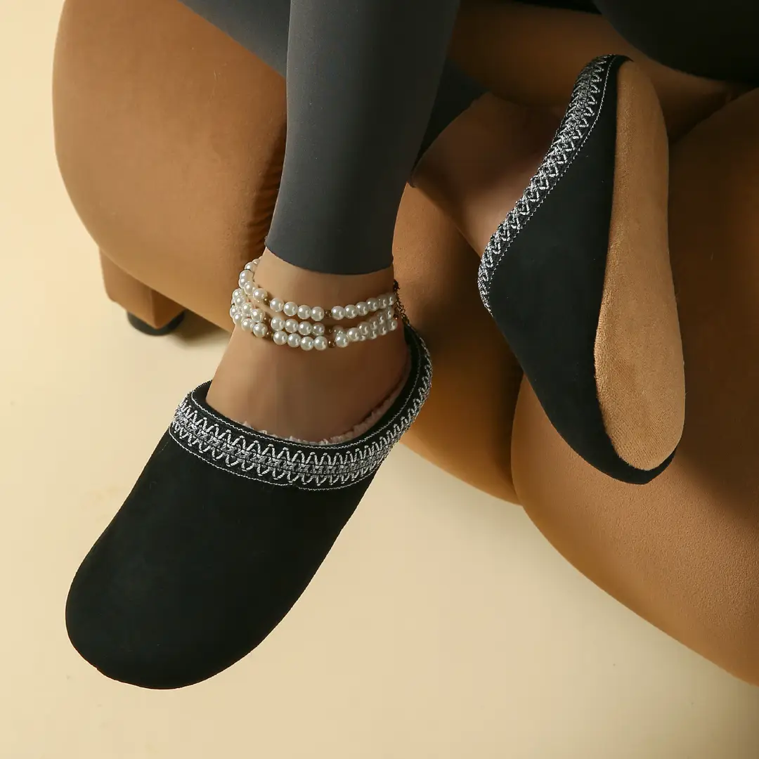 Cross-Border Autumn and Winter Casual Cartoon Dachshund Indoor Slippers, Warm and Lightweight Closed-Toe Home Maternity Cotton Slippers Wholesale