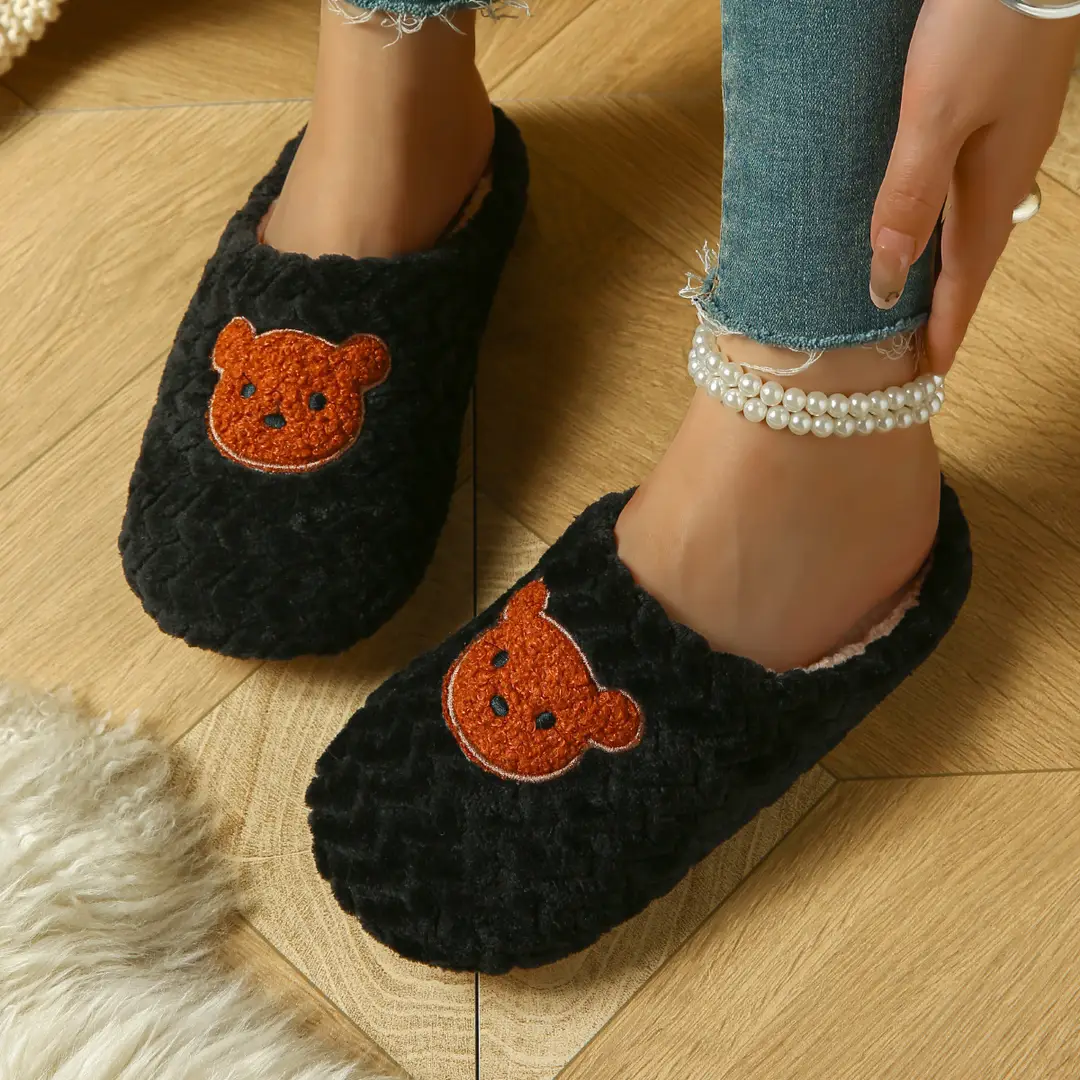 Cross-Border Autumn and Winter Casual Cartoon Dachshund Indoor Slippers, Warm and Lightweight Closed-Toe Home Maternity Cotton Slippers Wholesale
