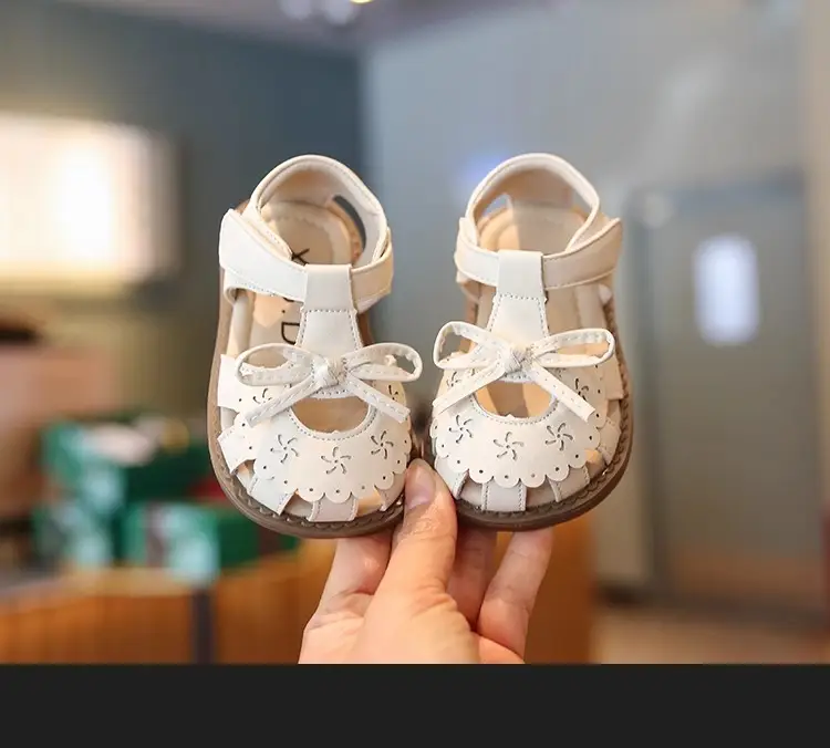 Baby Princess Sandals White Bow Soled 2-3Yrs — feature 12