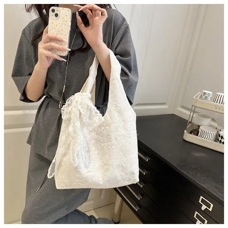 White Lace Flower Canvas Shoulder Bag for Women — feature 12