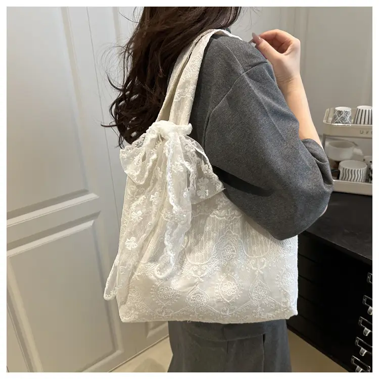 White Lace Flower Canvas Shoulder Bag for Women — feature 13