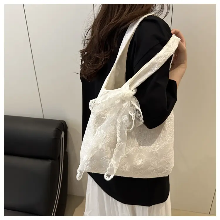 White Lace Flower Canvas Shoulder Bag for Women — feature 19