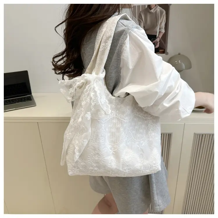 White Lace Flower Canvas Shoulder Bag for Women — feature 23