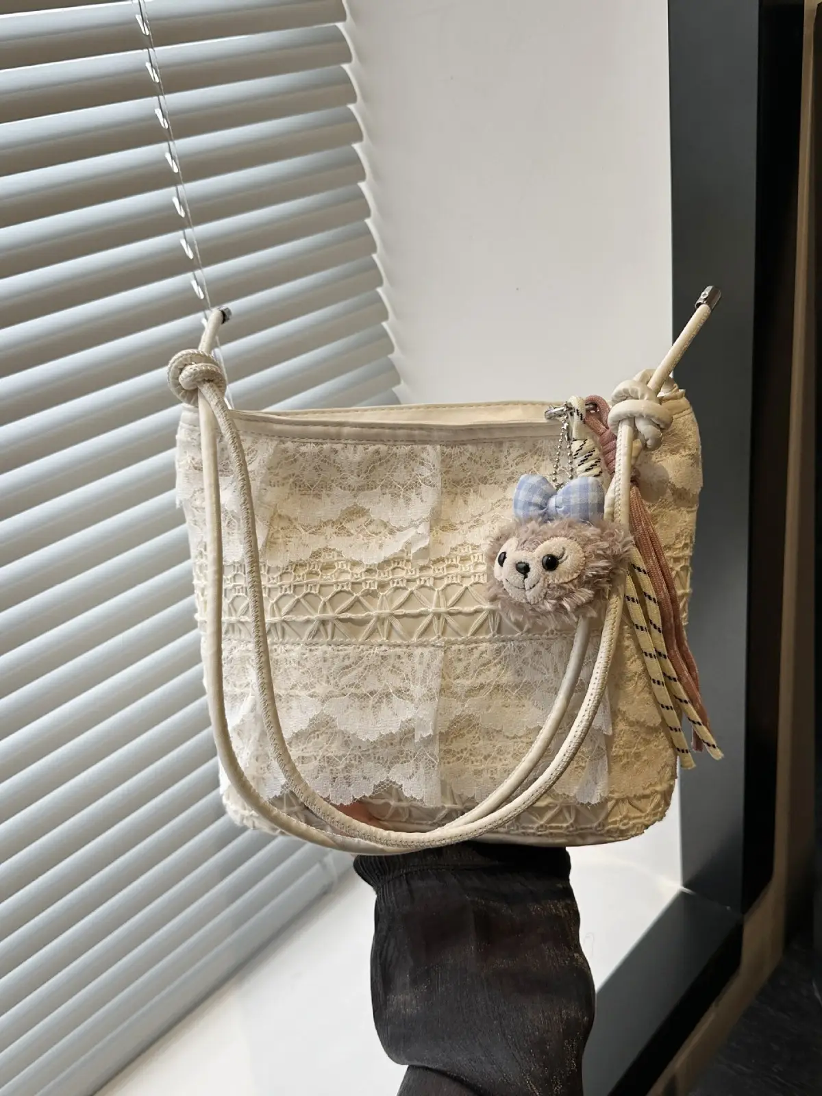 Lace Embroidered Shoulder Bag for Women Summer 2025