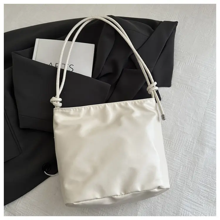 Lace Embroidered Shoulder Bag for Women Summer 2025 — feature 18