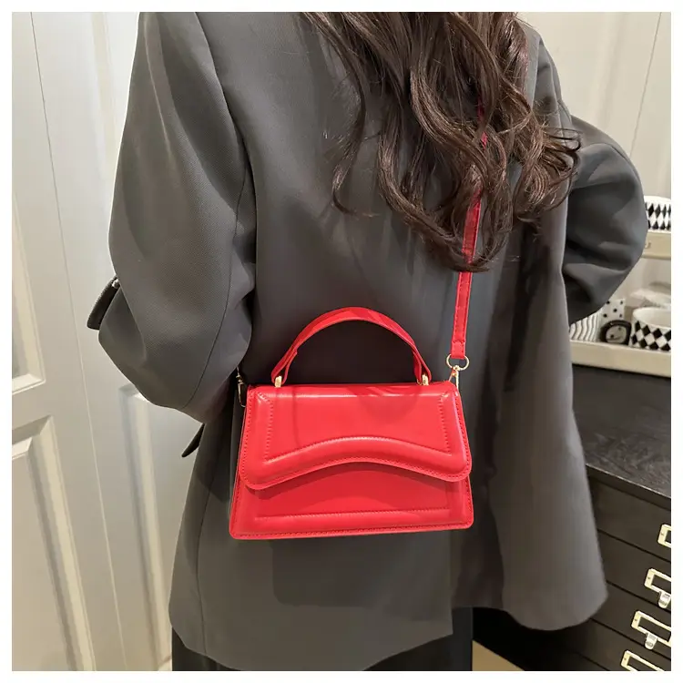 White Textured Square Shoulder Bag for Women — feature 11
