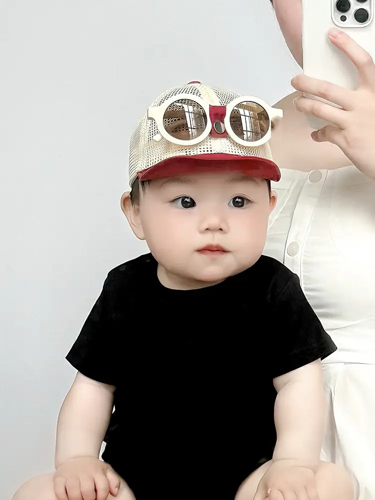Baby Duckbill Sunglasses Cap for Small Babies Summer Wear — feature 10