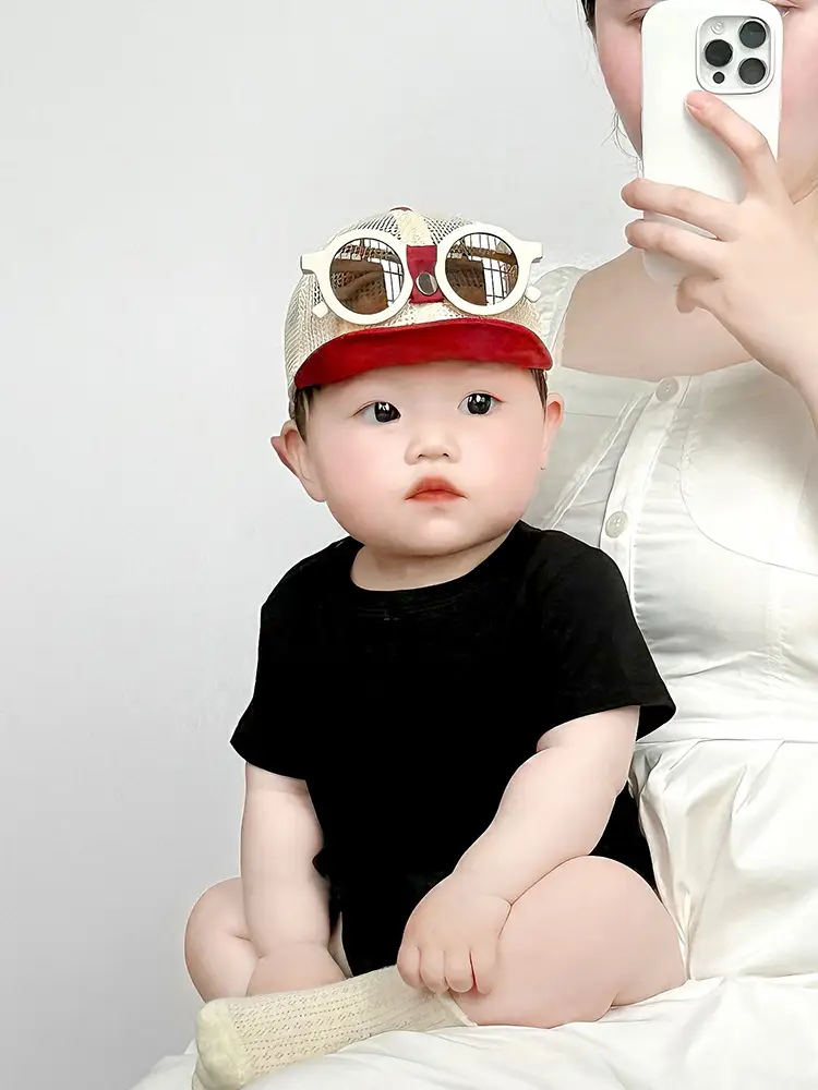 Baby Duckbill Sunglasses Cap for Small Babies Summer Wear — feature 4