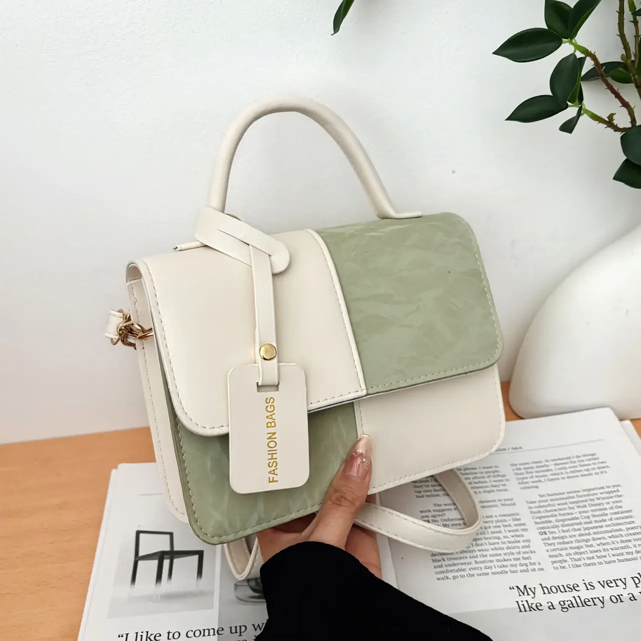 Women's Pink White Square Shoulder Crossbody Bag - Image 7