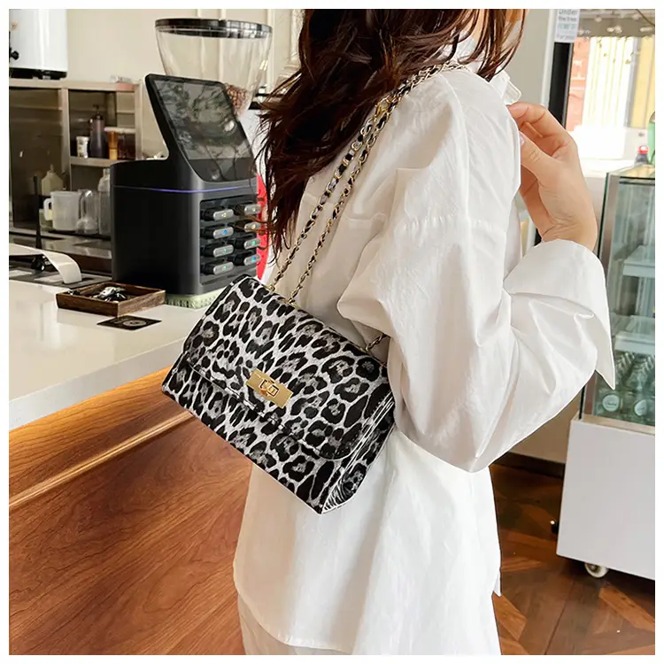 Stylish Leopard Print Shoulder Bag 2025 New — feature 10
