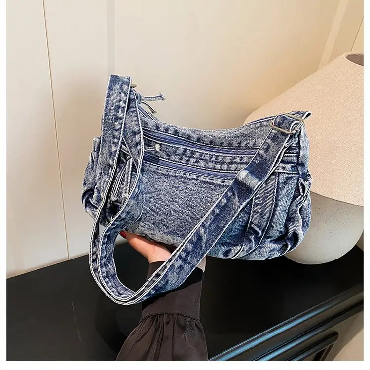 Vintage Denim Shoulder Bag for Women Large Capacity Commuting — feature 13