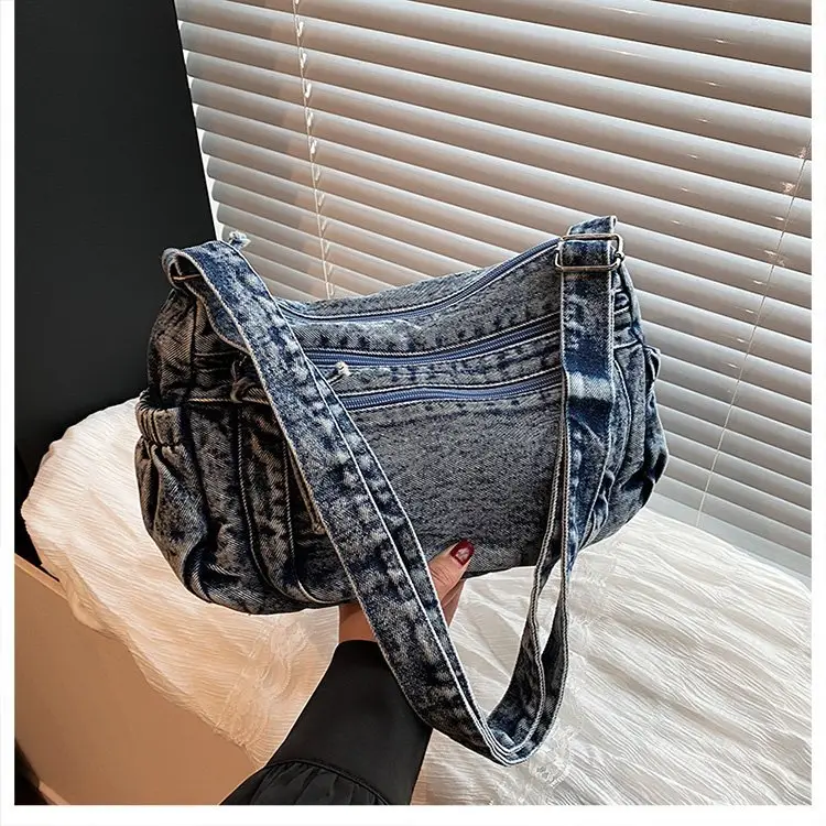 Vintage Denim Shoulder Bag for Women Large Capacity Commuting — feature 19