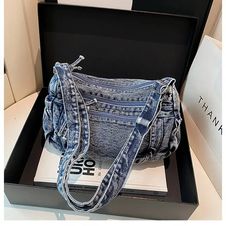 Vintage Denim Shoulder Bag for Women Large Capacity Commuting — feature 25