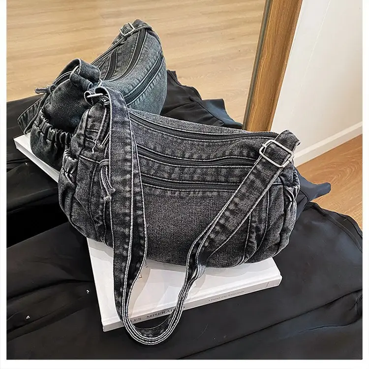 Vintage Denim Shoulder Bag for Women Large Capacity Commuting — feature 55