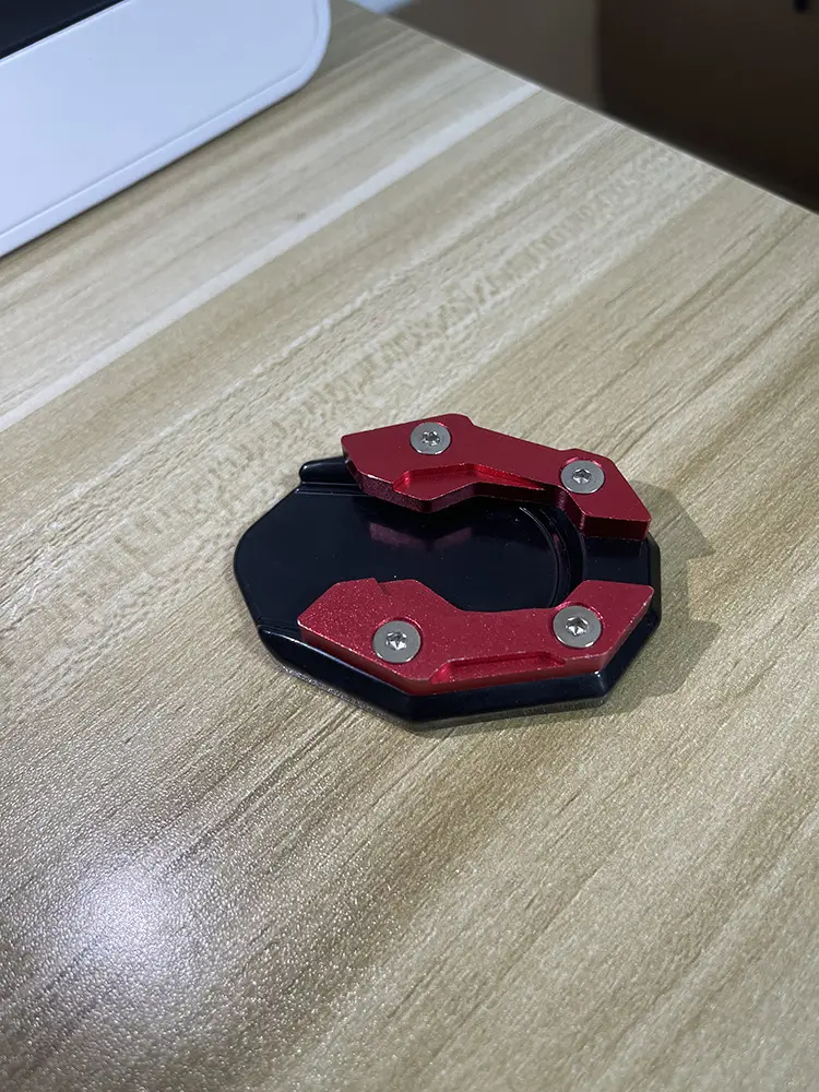 Electric Vehicle Foot Brace Pad Widened Skateboard Battery Pedal Motorcycle Widened Base Side Brace Aluminum Alloy — feature 4