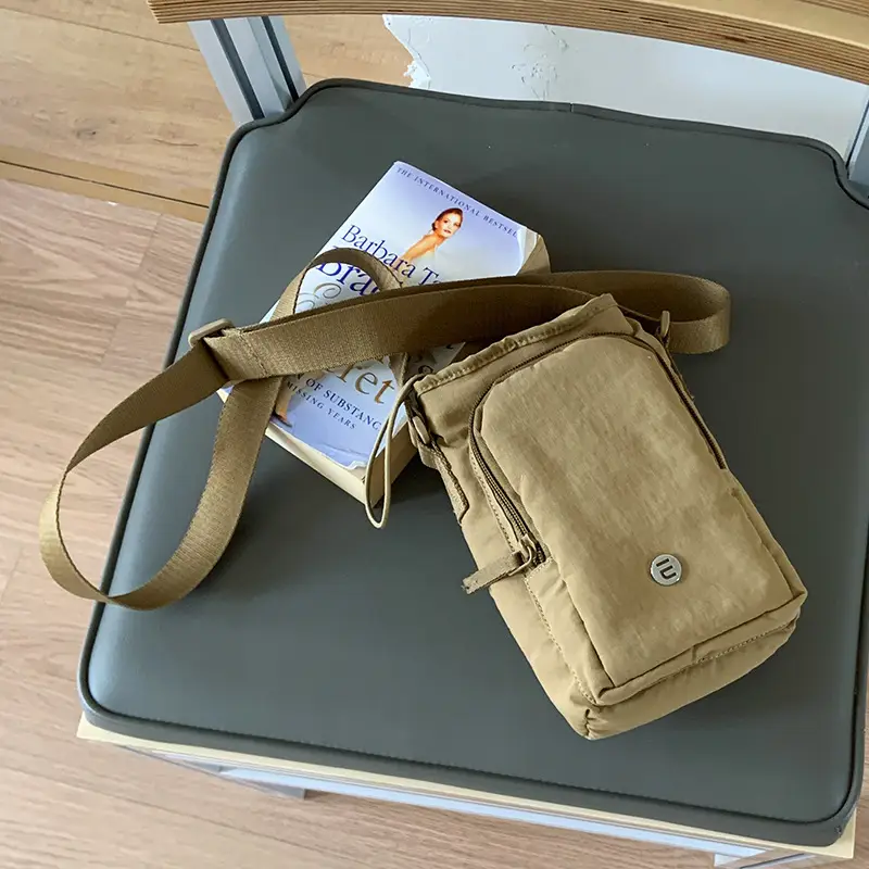 Nylon Shoulder Bag for Women, Water Bottle & Mobile Carry - Image 8